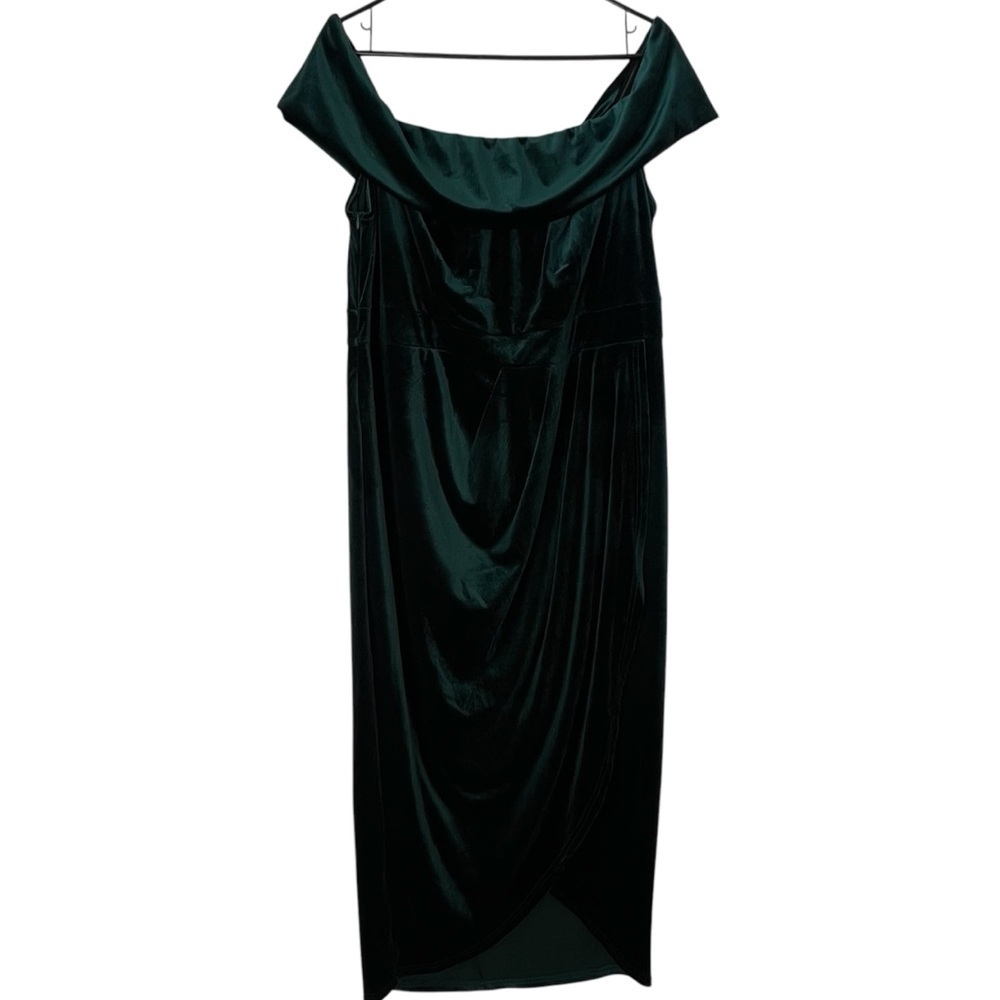Luxedo Size 2X NWT Emerald Green Formal Dress